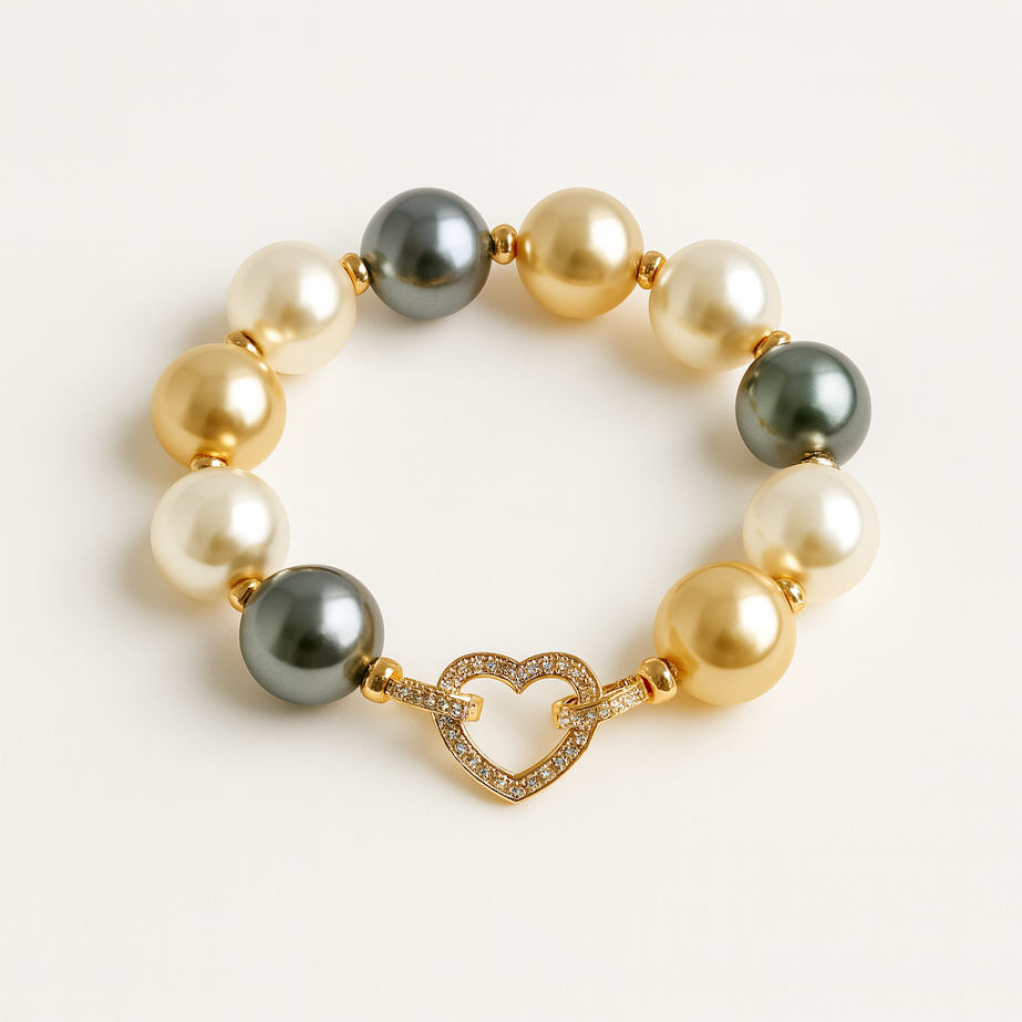 Majorca Pearl Bracelet – Gold Heart Clasp